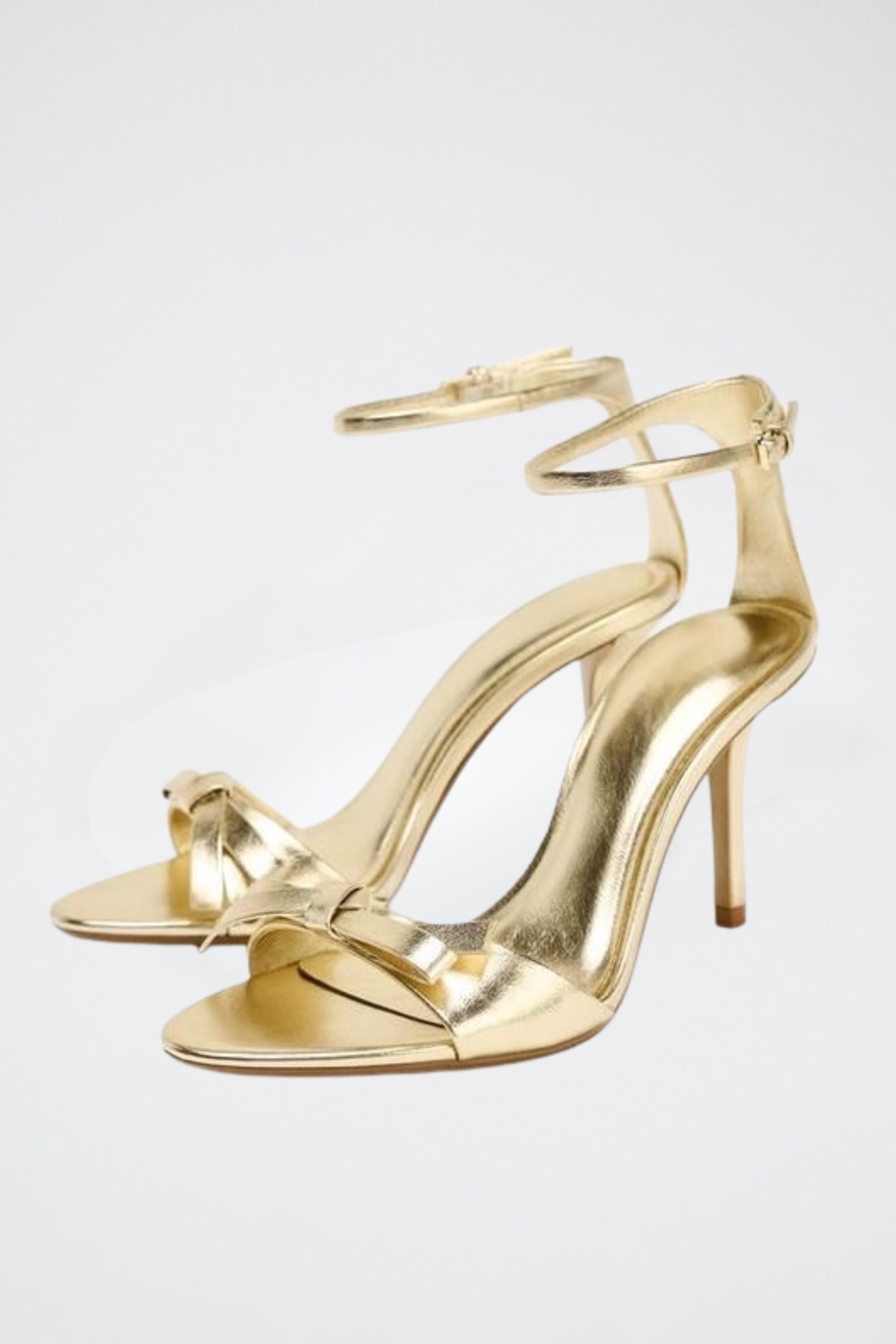 PIA HEELS