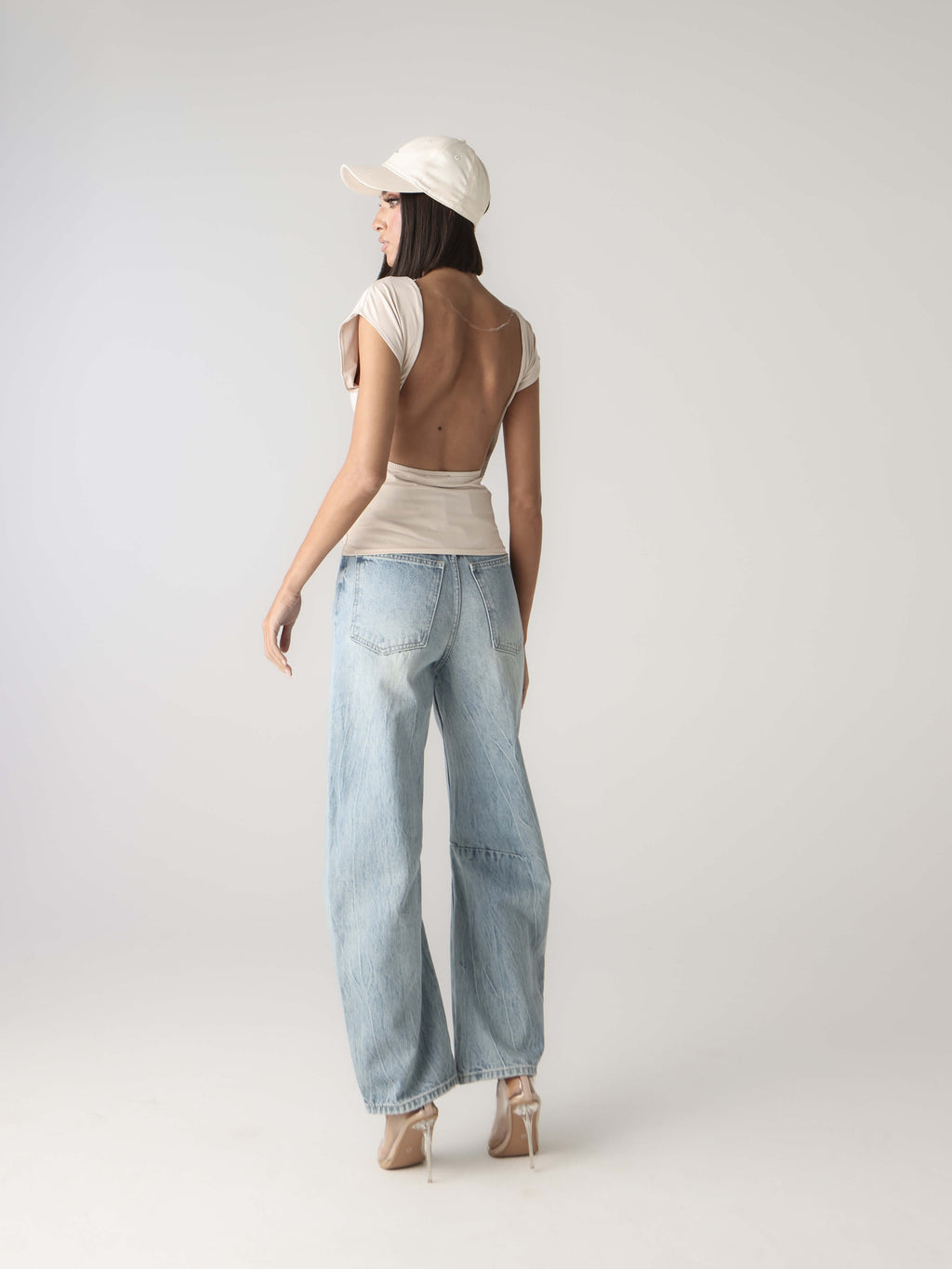 TIMELESS DENIM JEANS
