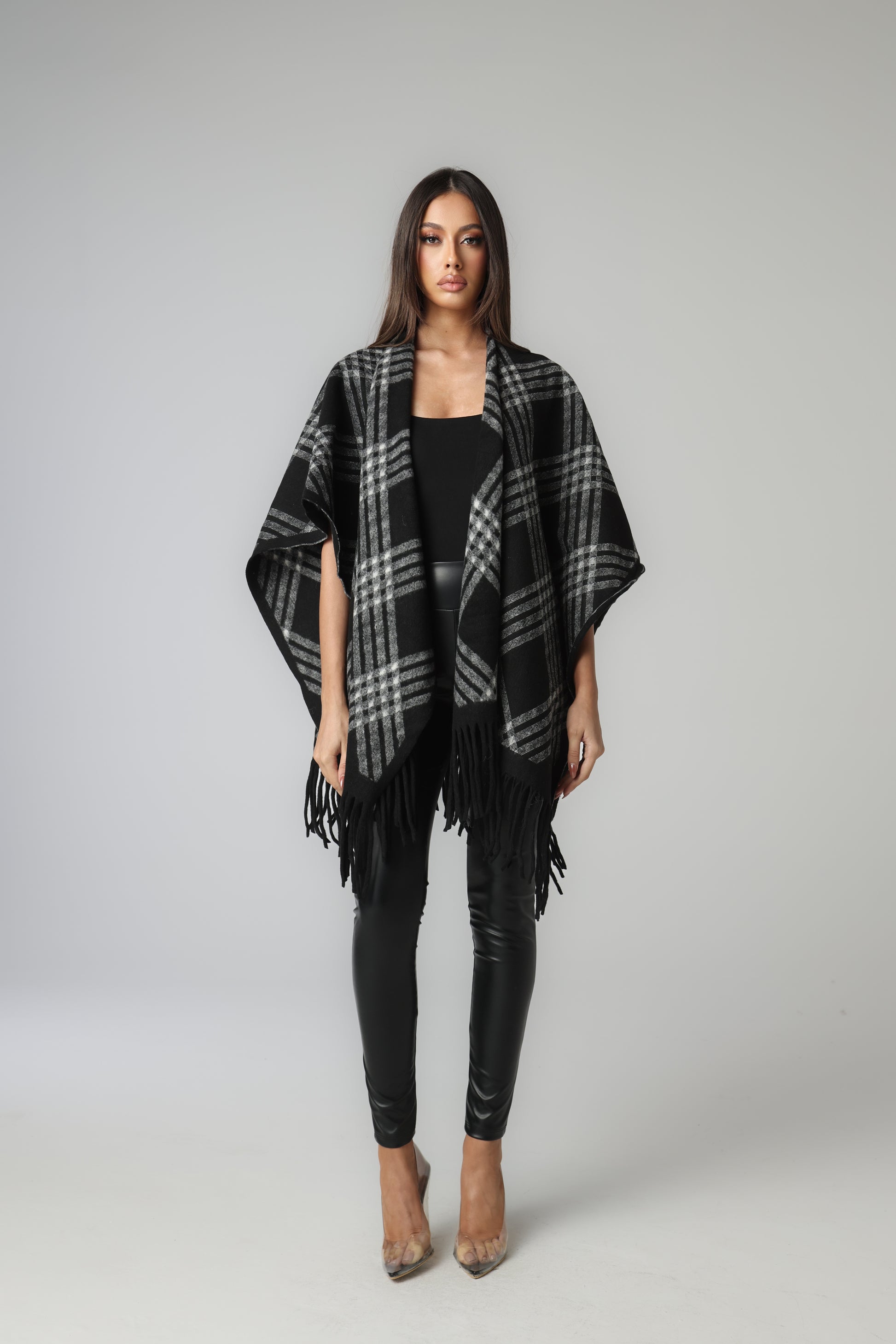 LORETA PONCHO