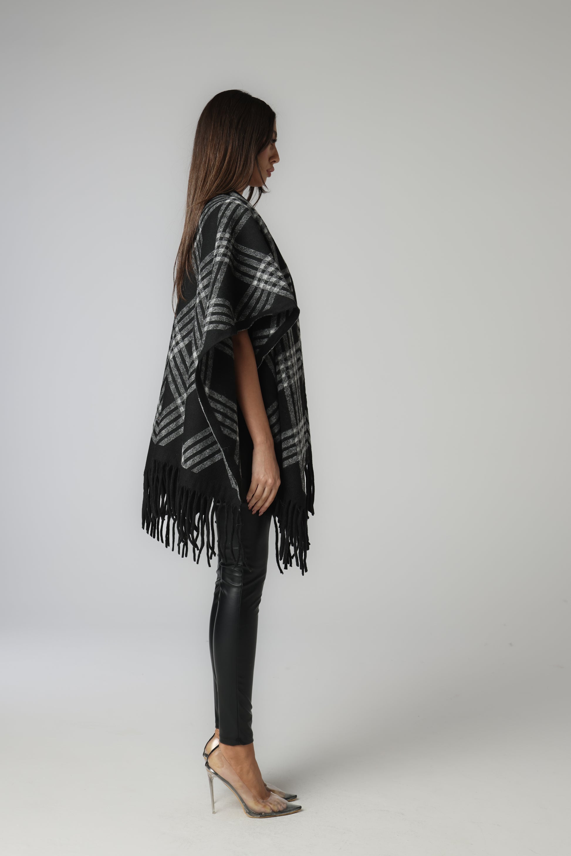 LORETA PONCHO