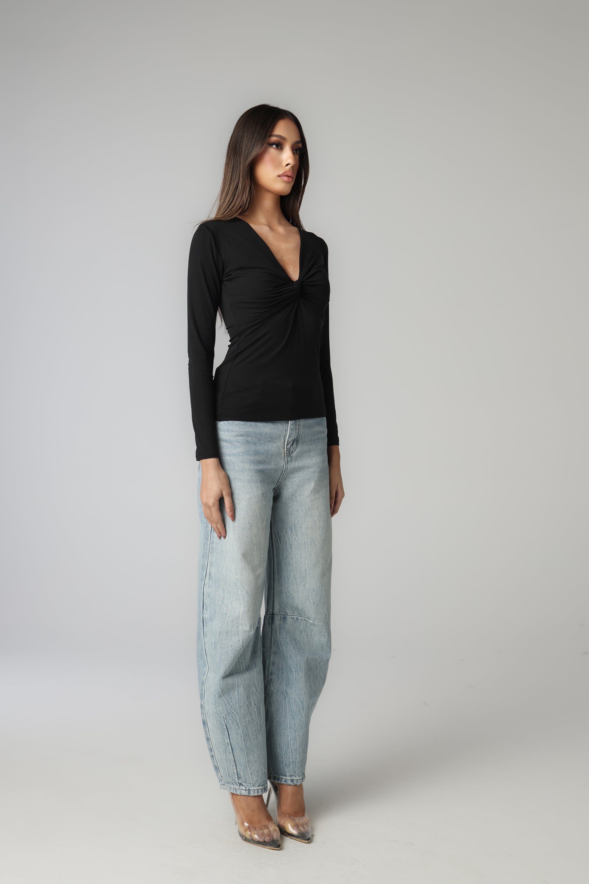 TIMELESS DENIM JEANS