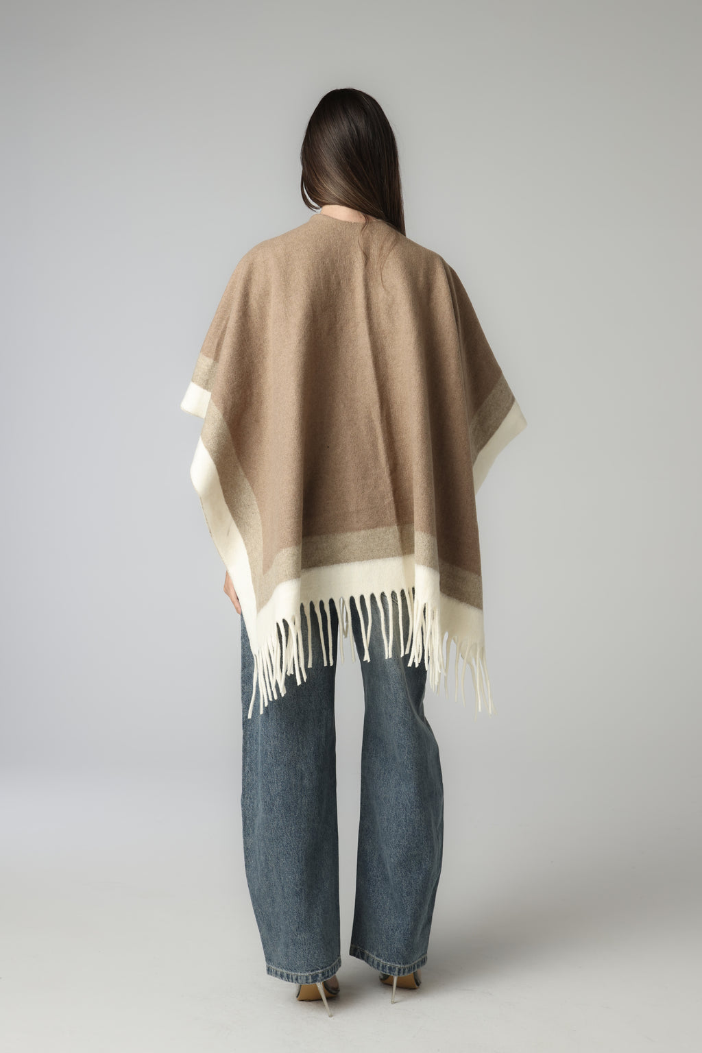 MONTGOMERY PONCHO