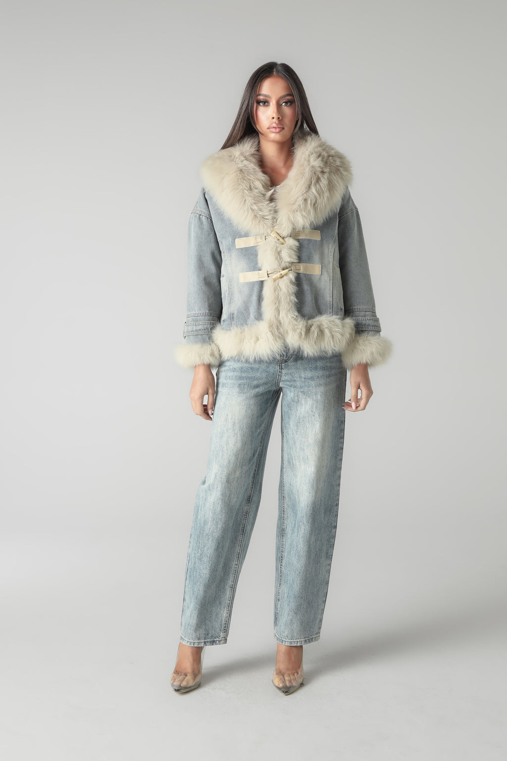 TIMELESS DENIM JEANS