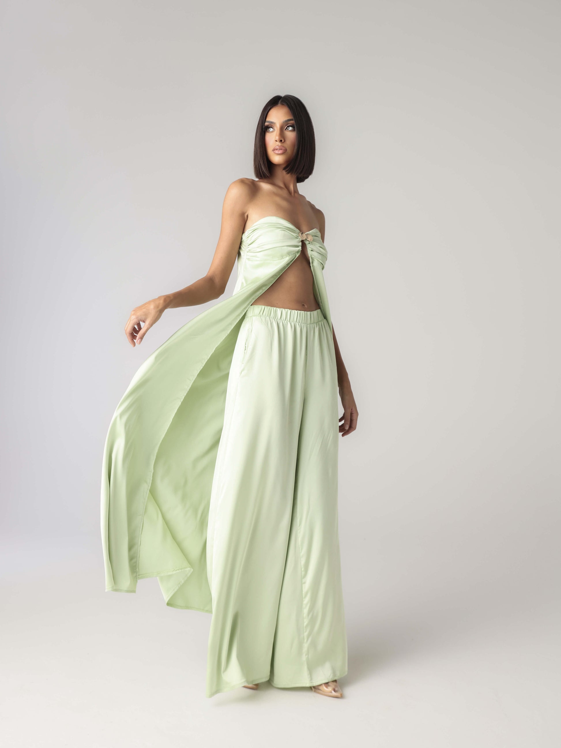AMEENA SET