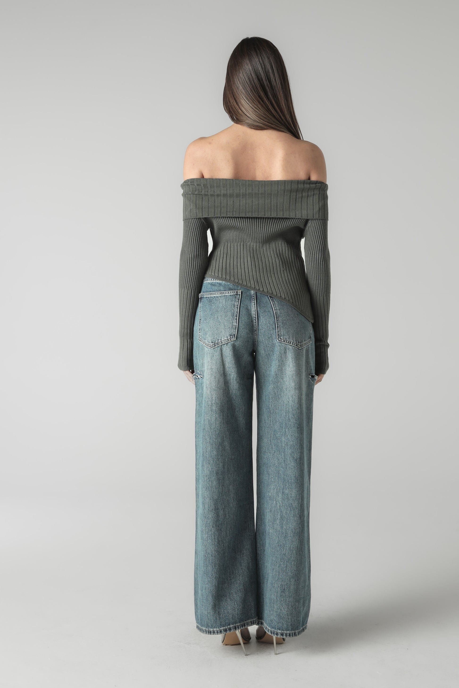 PIA OFF SHOULDER TOP