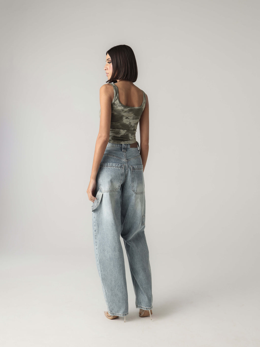 NIXIE TOP