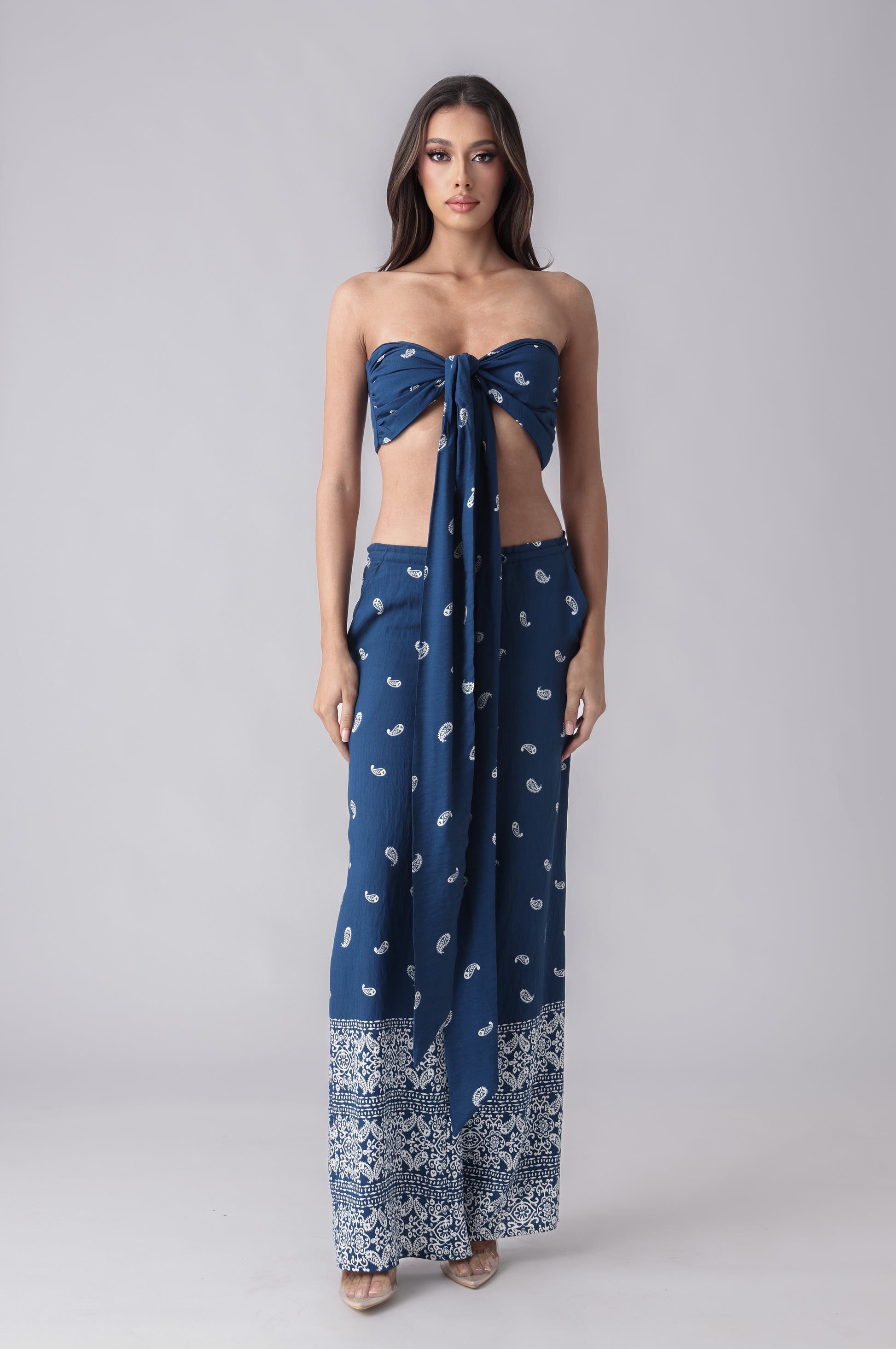 AUDRINA SET