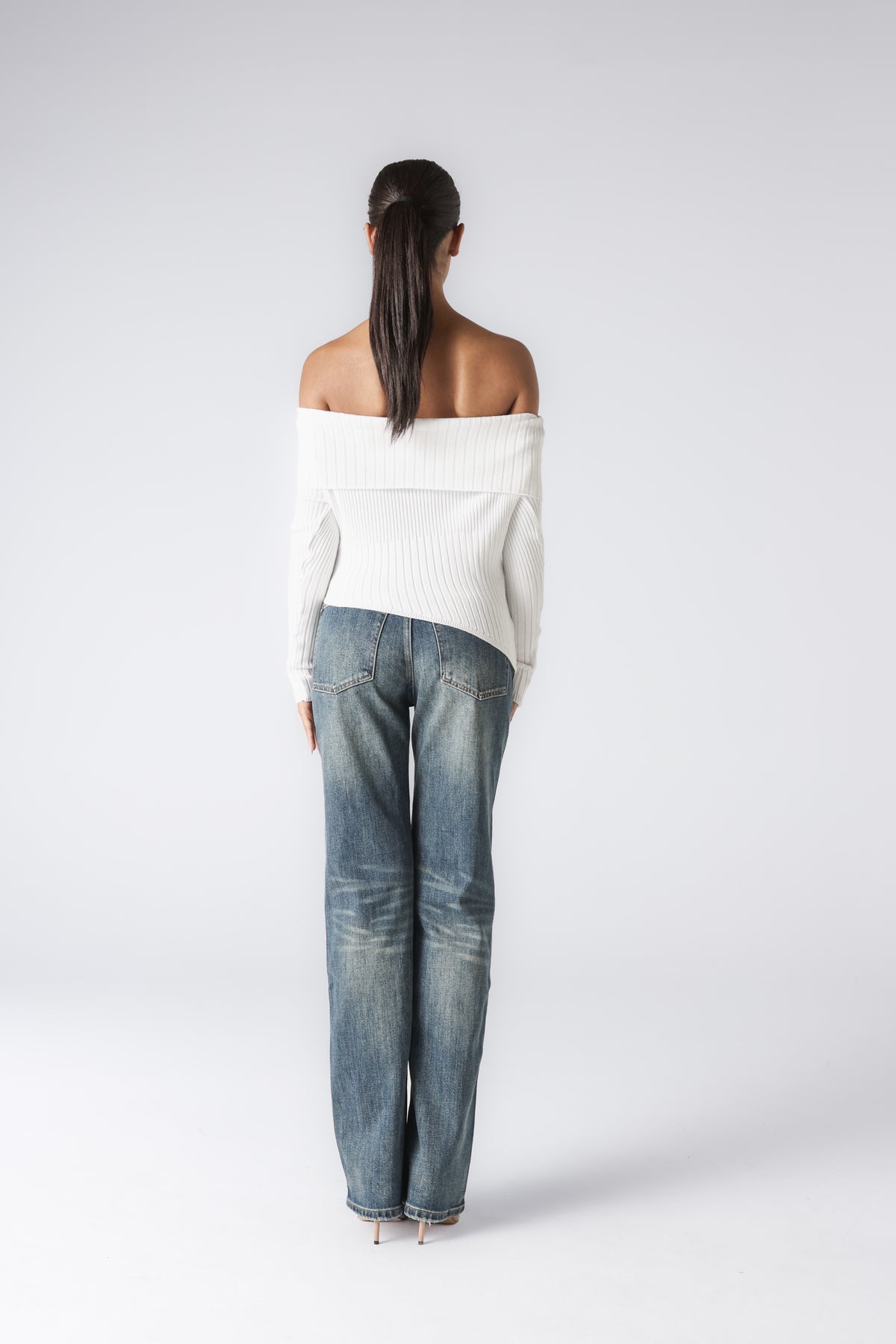 PIA OFF SHOULDER TOP