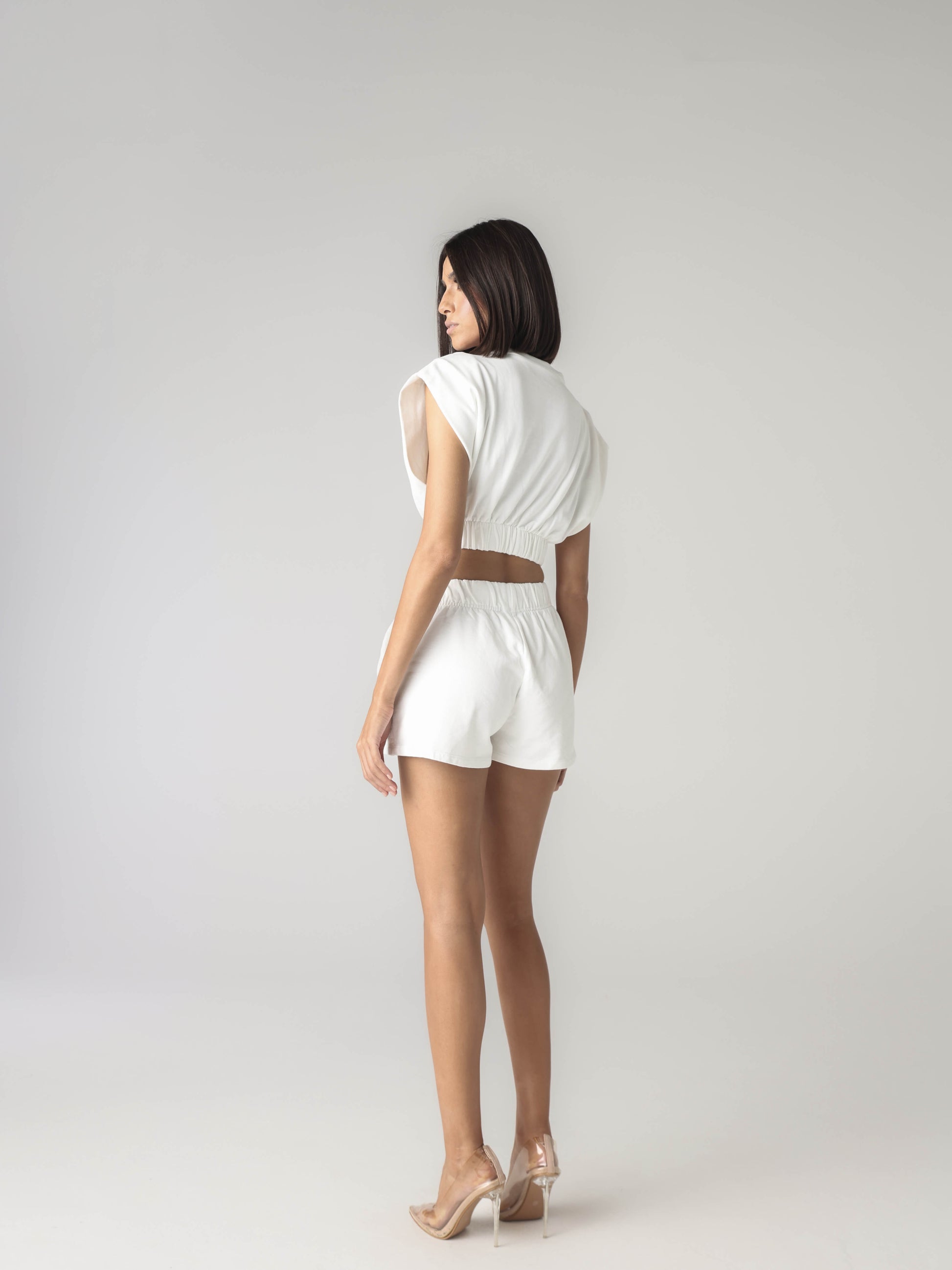 ISHANA SET