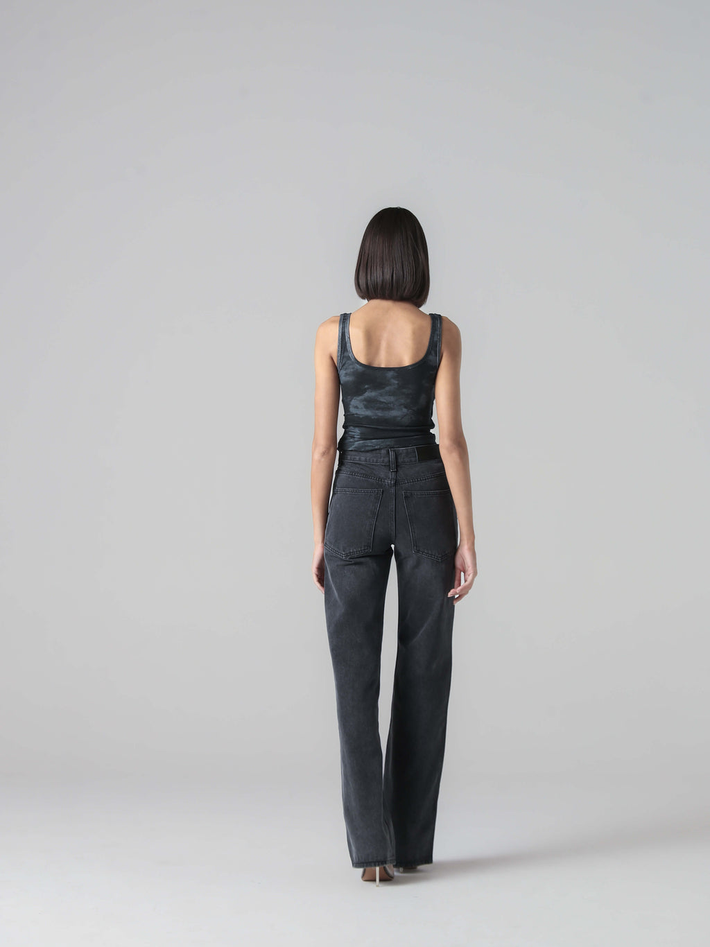 NIXIE TOP