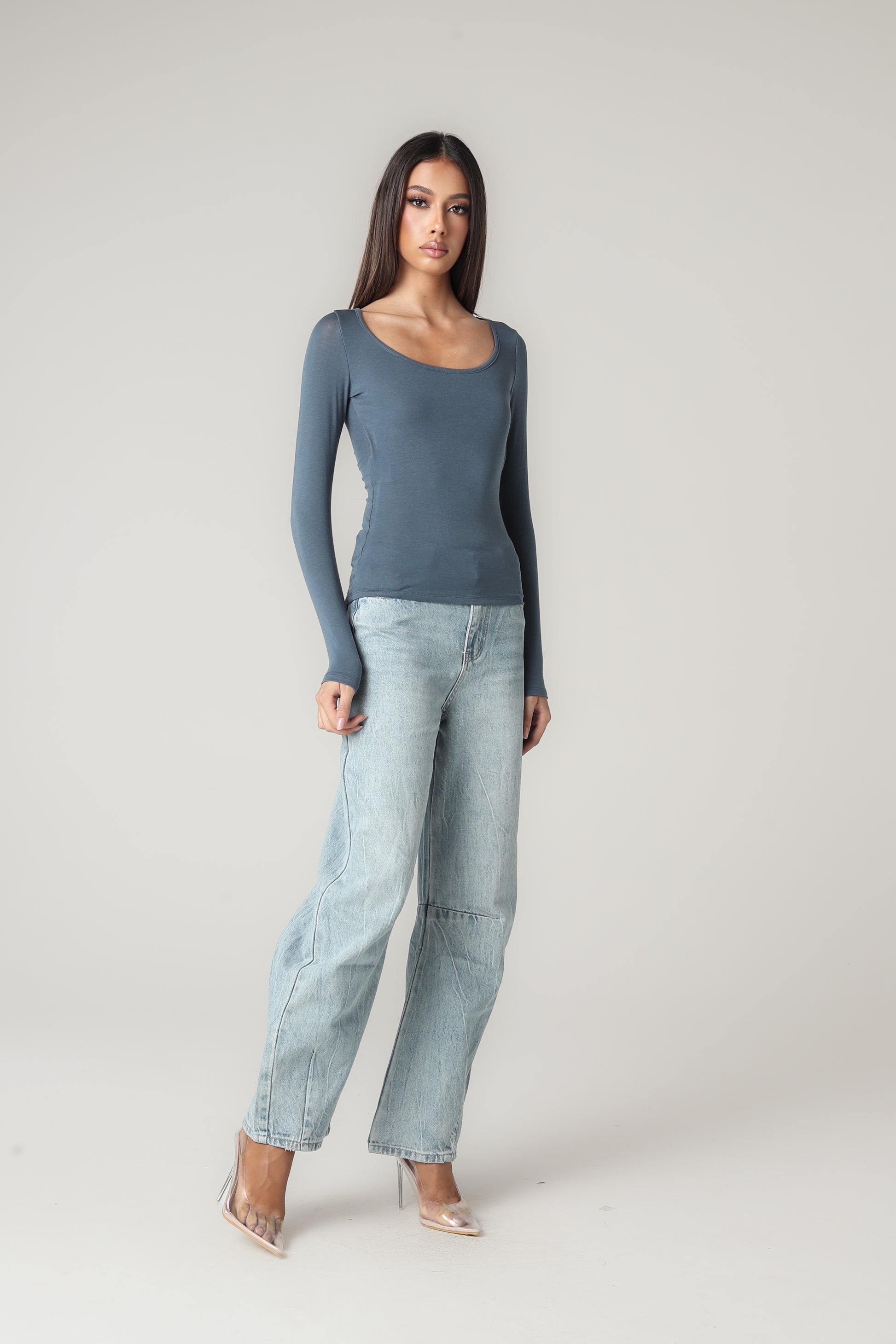 TIMELESS DENIM JEANS