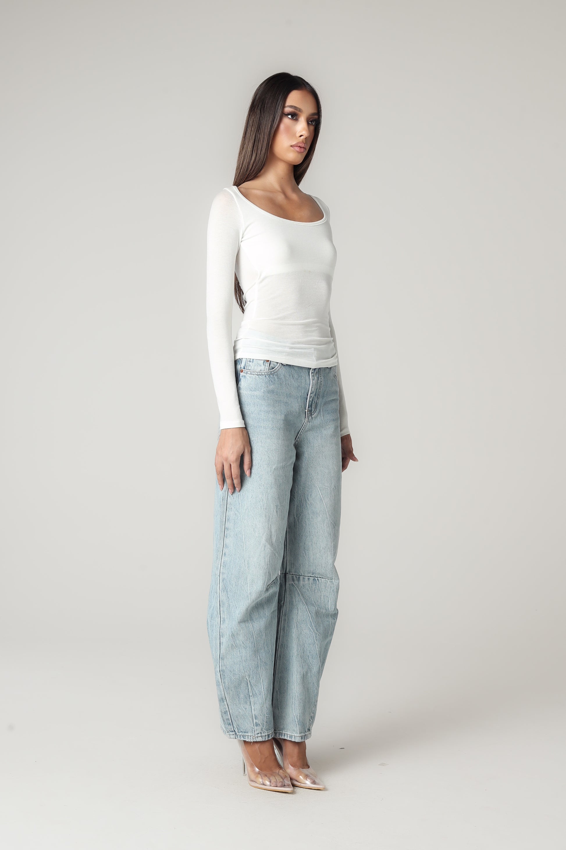 TIMELESS DENIM JEANS