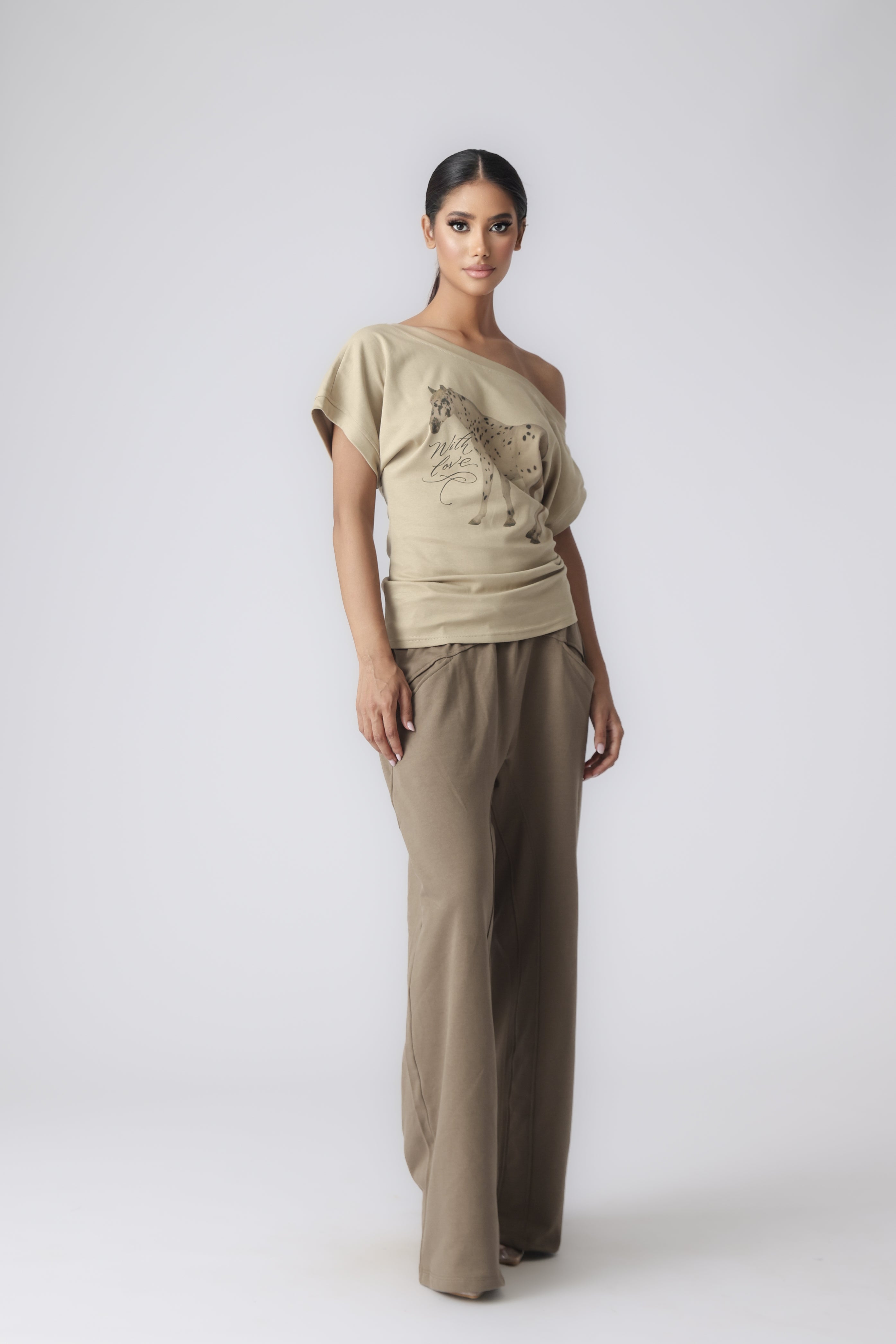 HORSE T-SHIRT