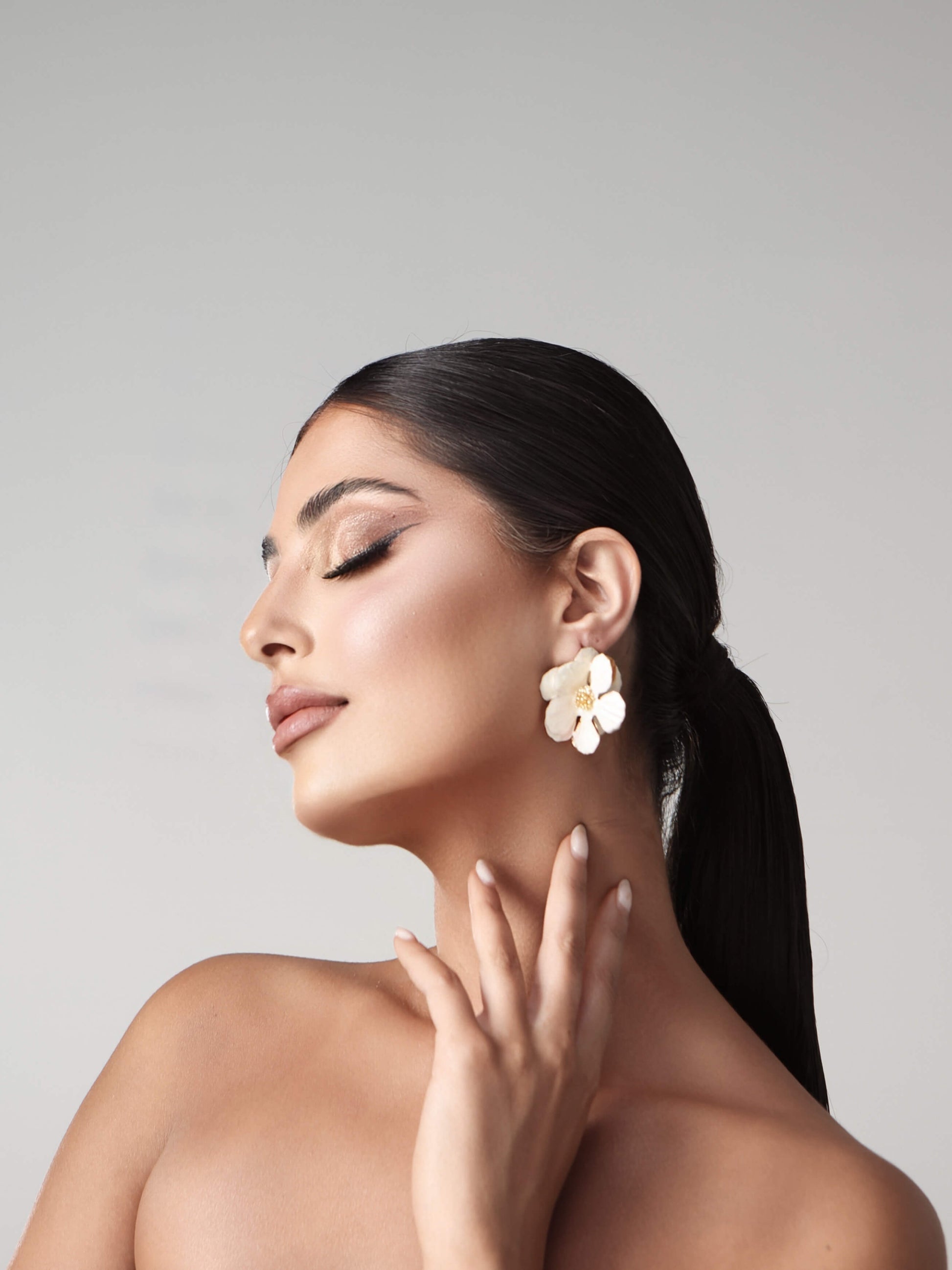 WINNIE EARRINGS