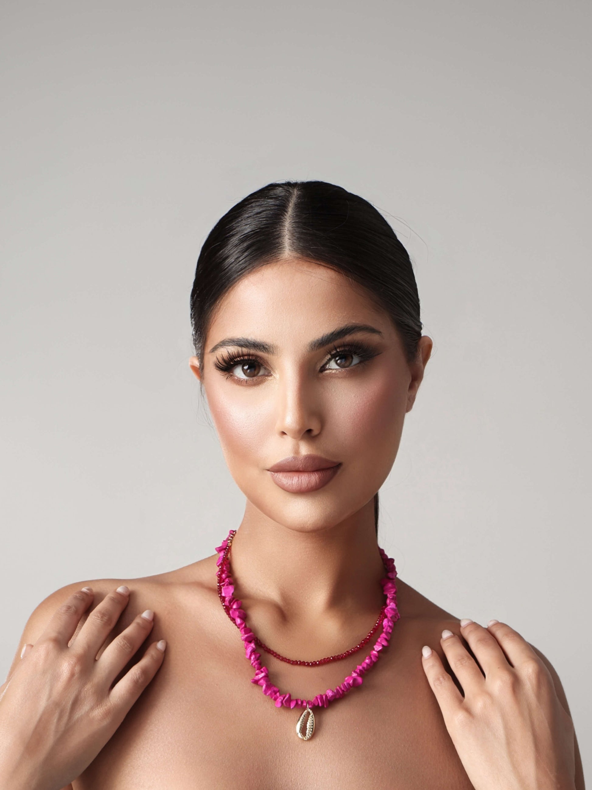 VALERIA NECKLACE