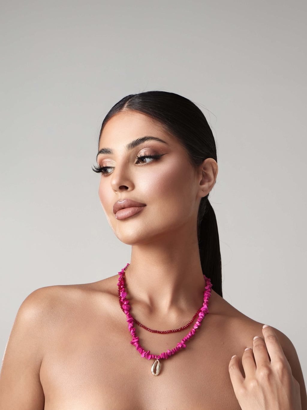 VALERIA NECKLACE