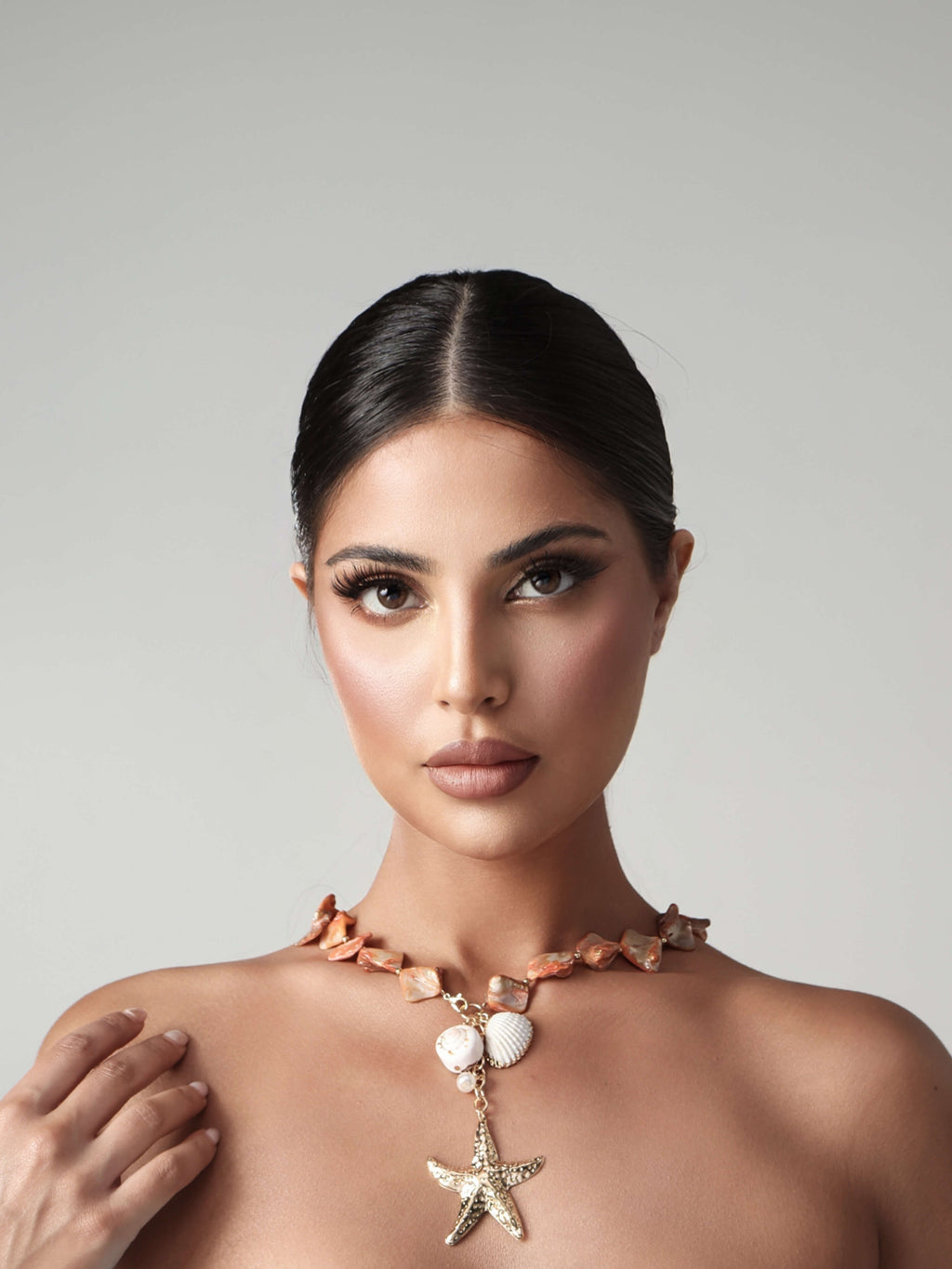 PRIA NECKLACE