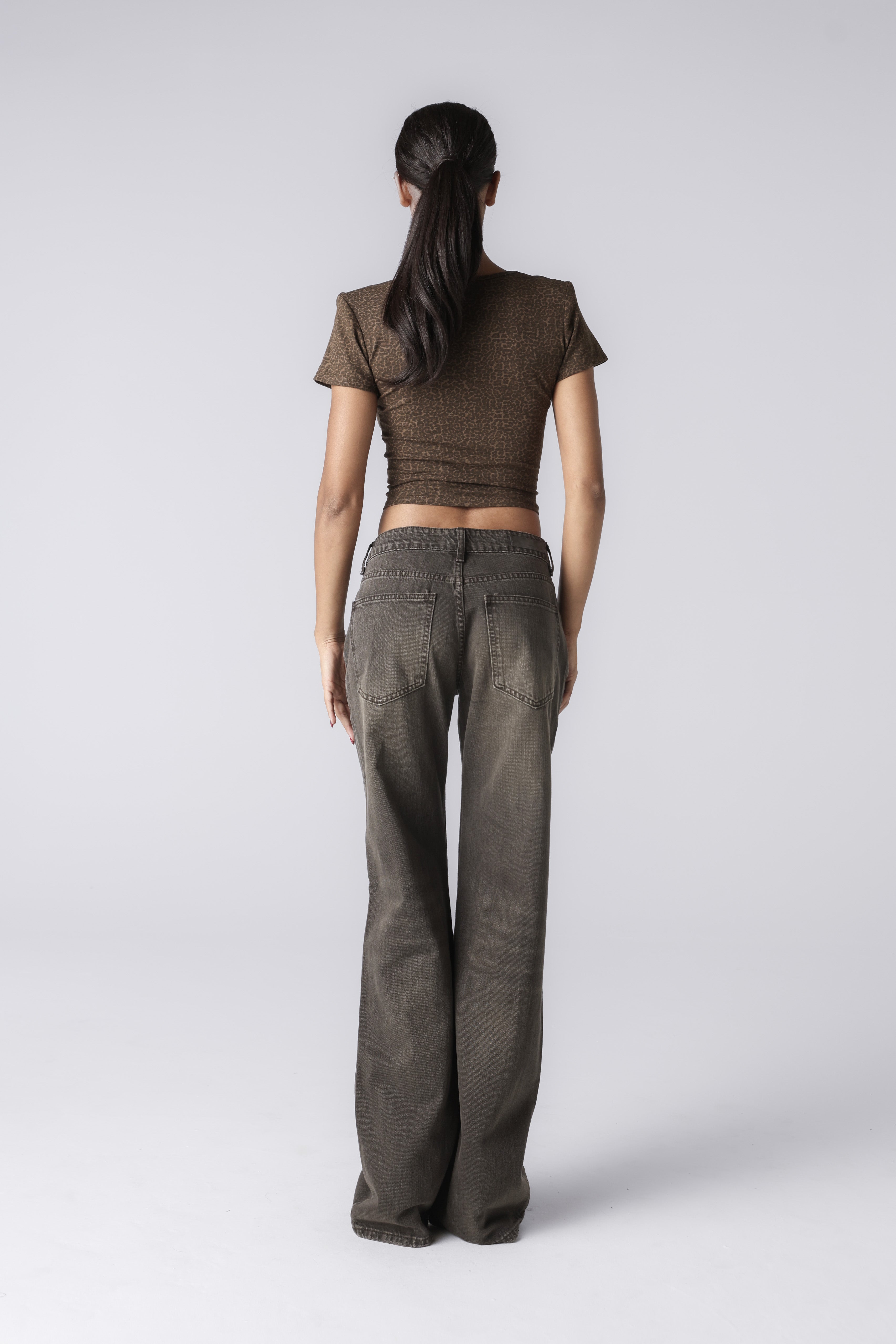 YOKUKU CROPTOP
