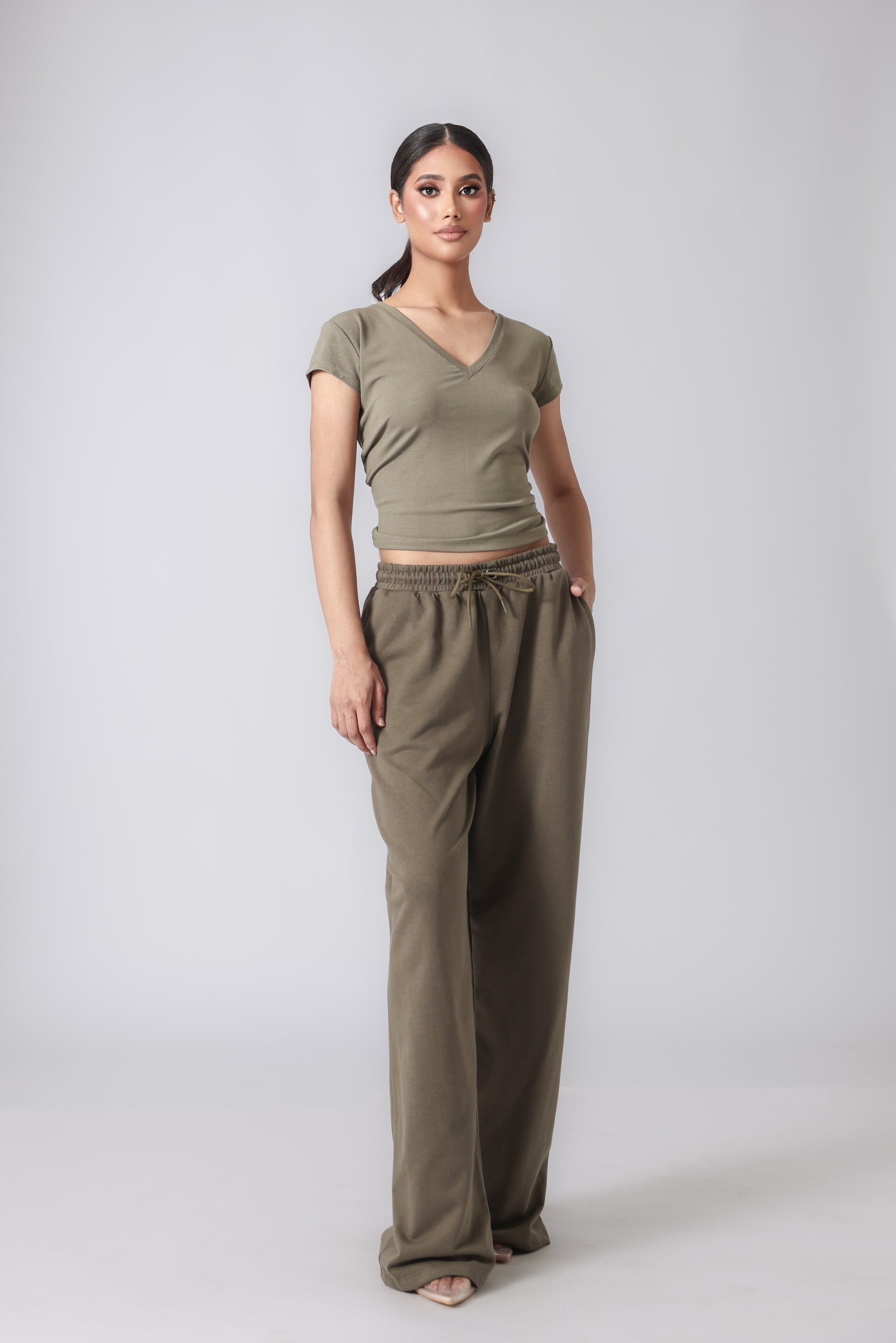 APRIL TOP