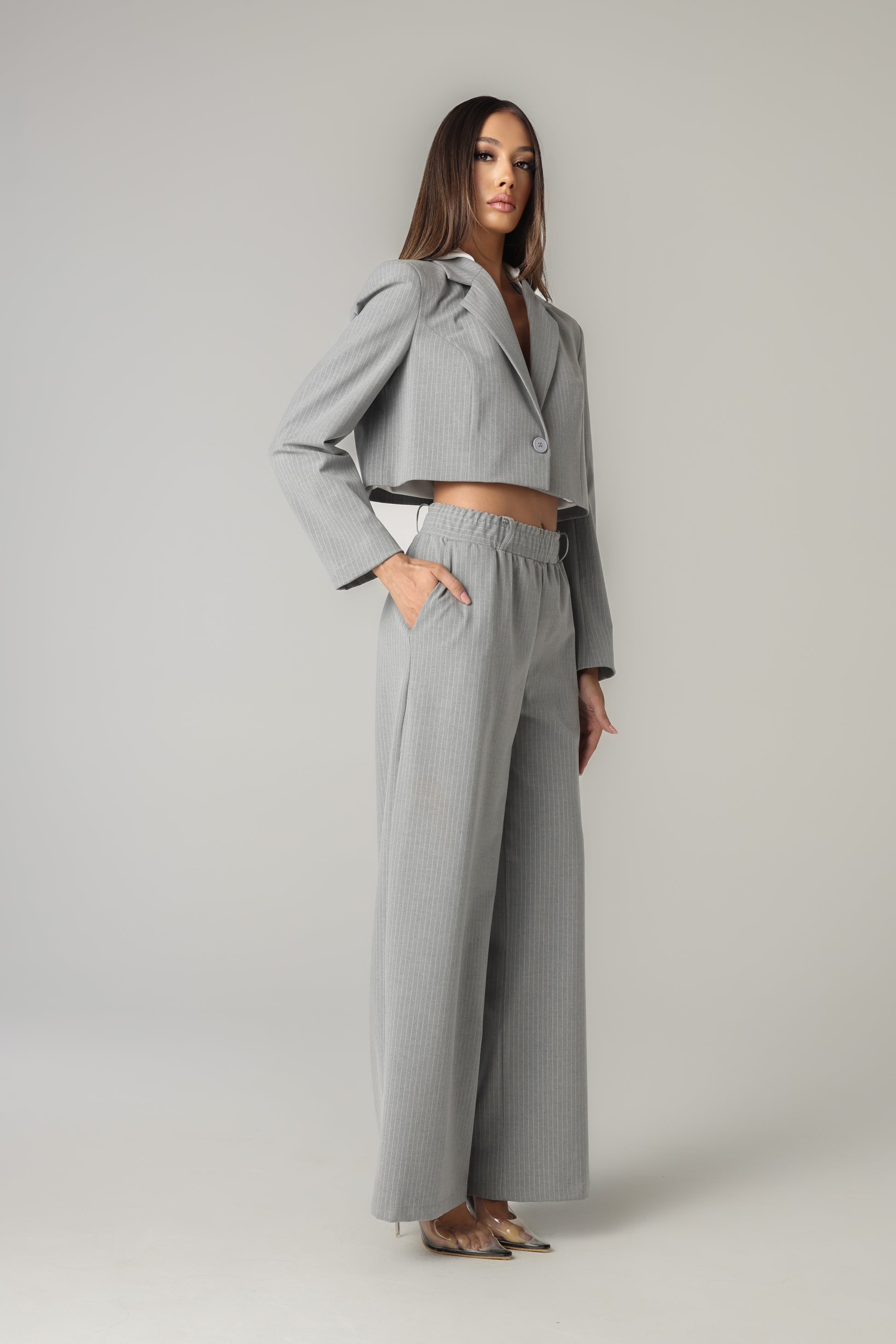 CHLOE CROPPED BLAZER