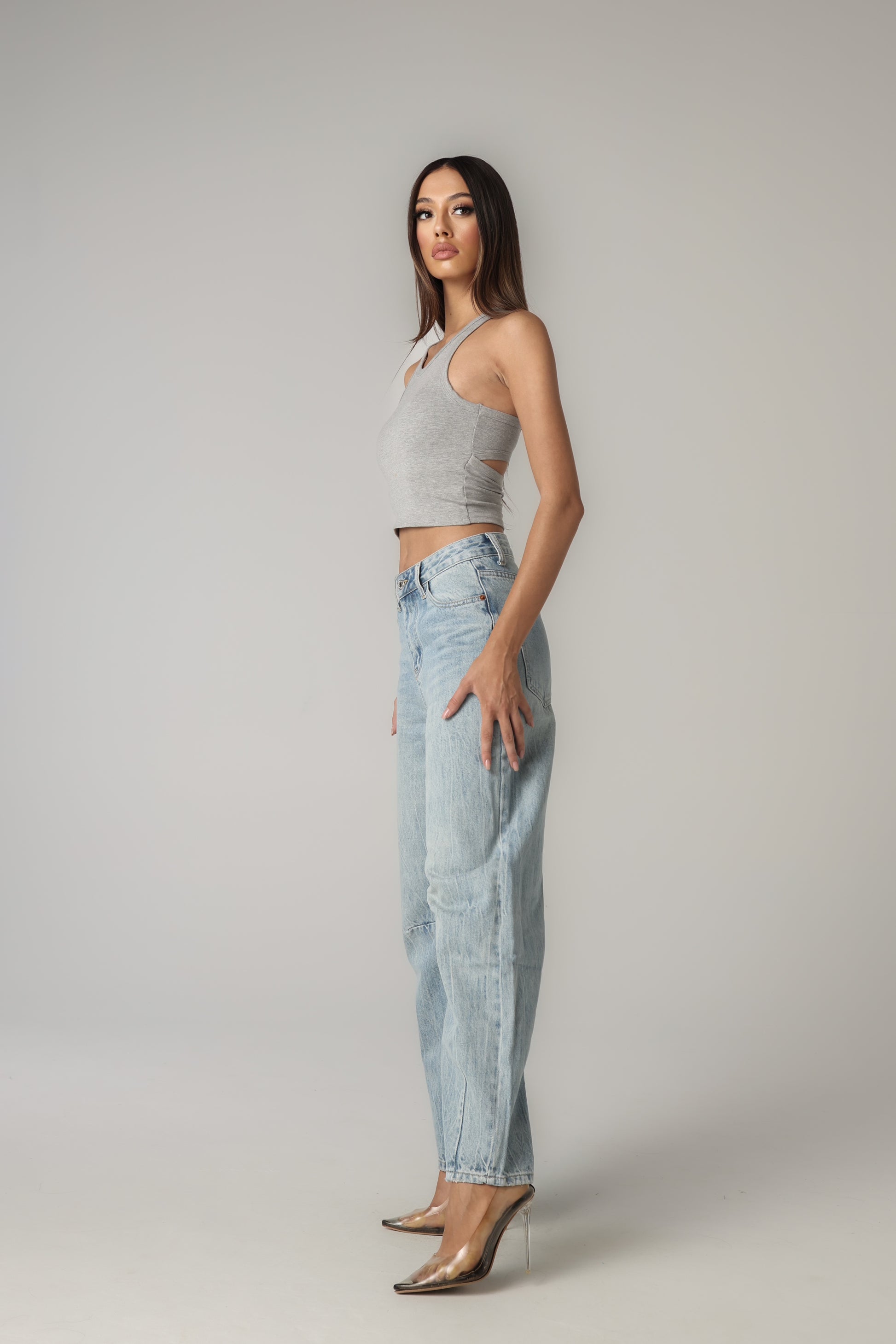 TIMELESS DENIM JEANS