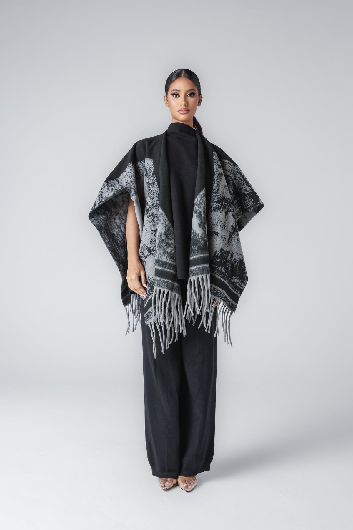 KEENA PONCHO