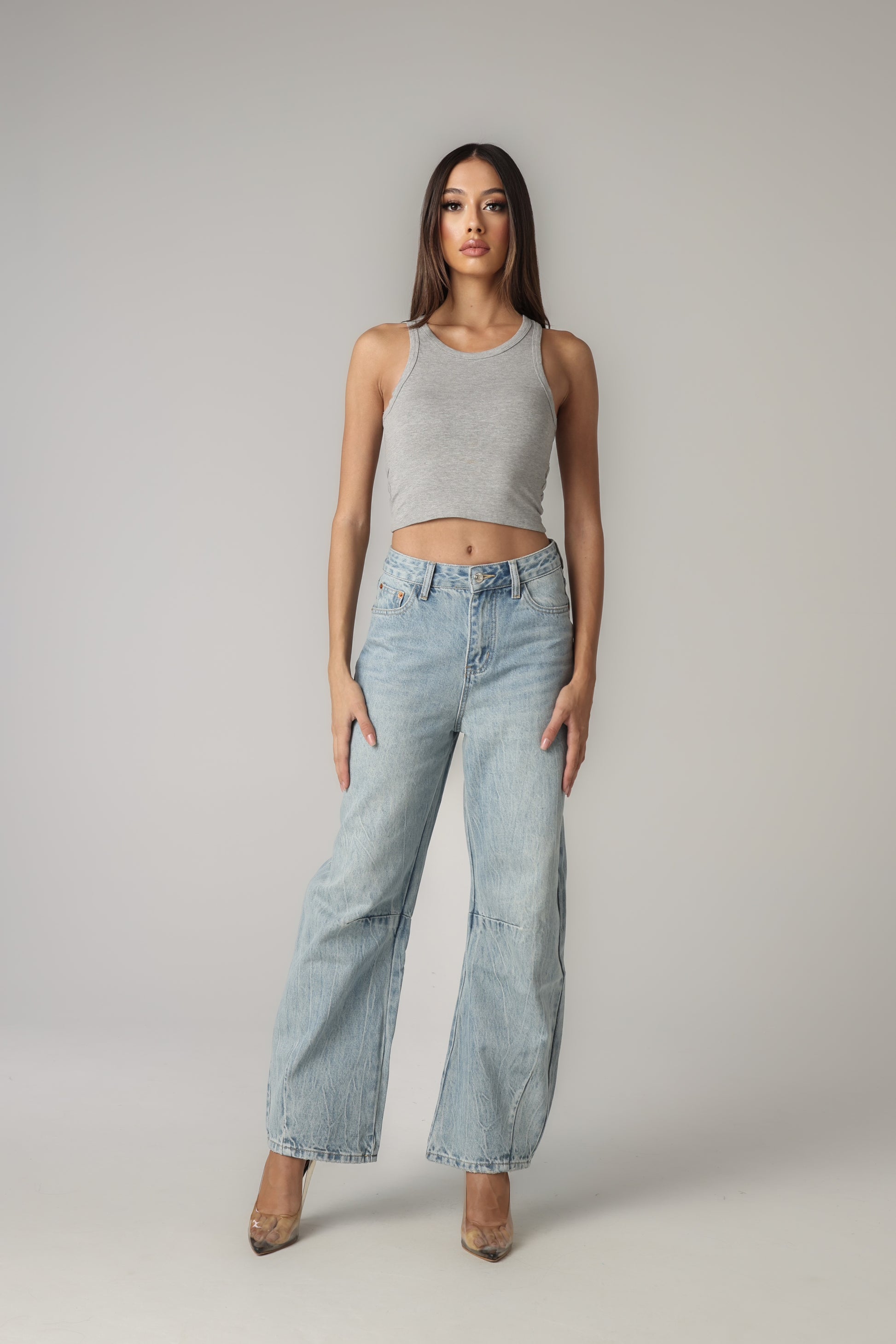 TIMELESS DENIM JEANS