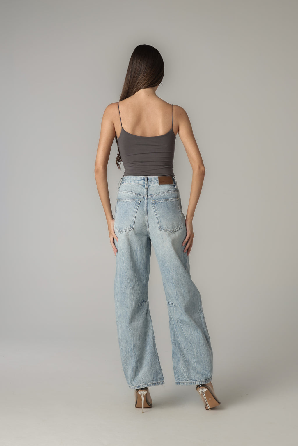 TIMELESS DENIM JEANS