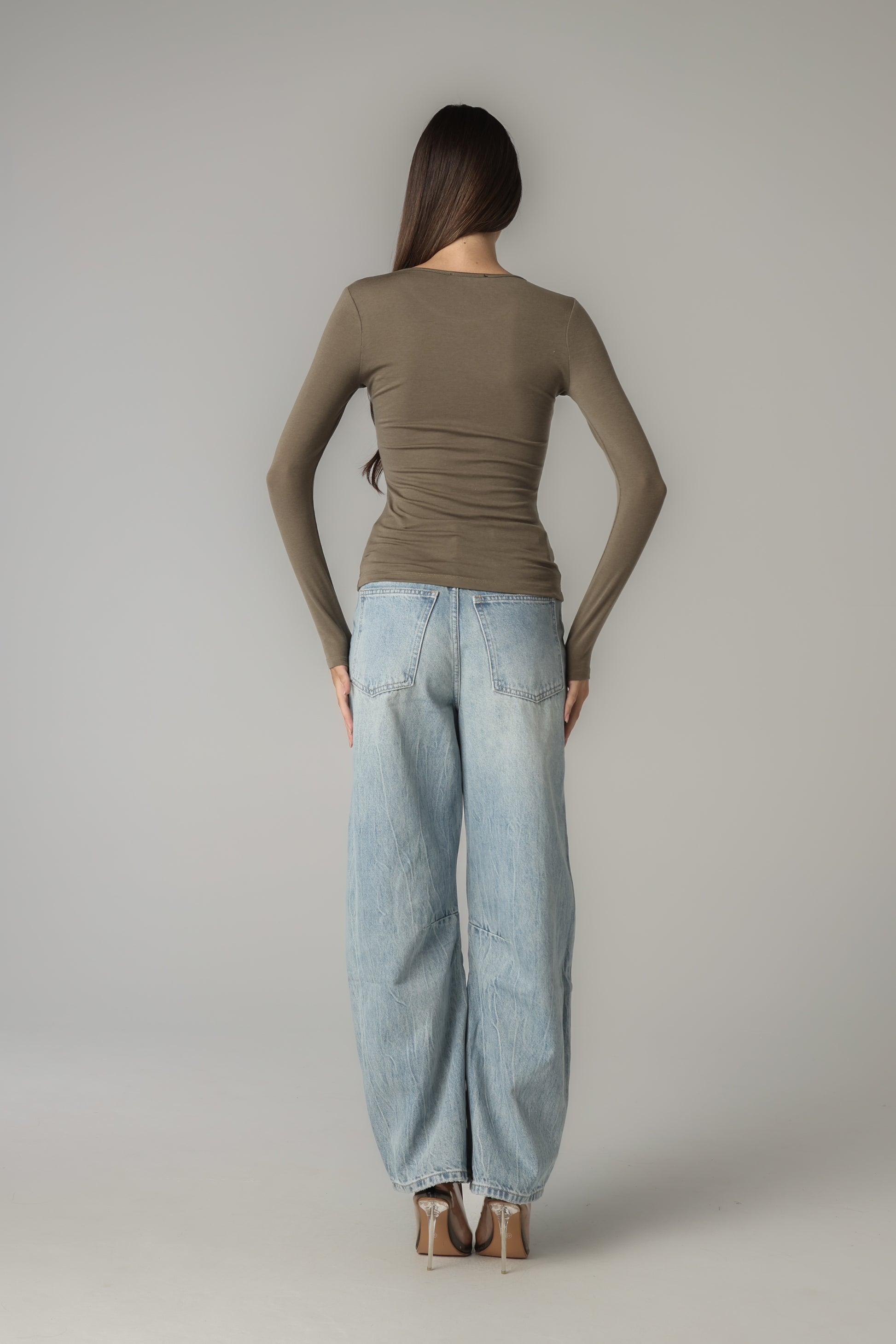 TIMELESS DENIM JEANS