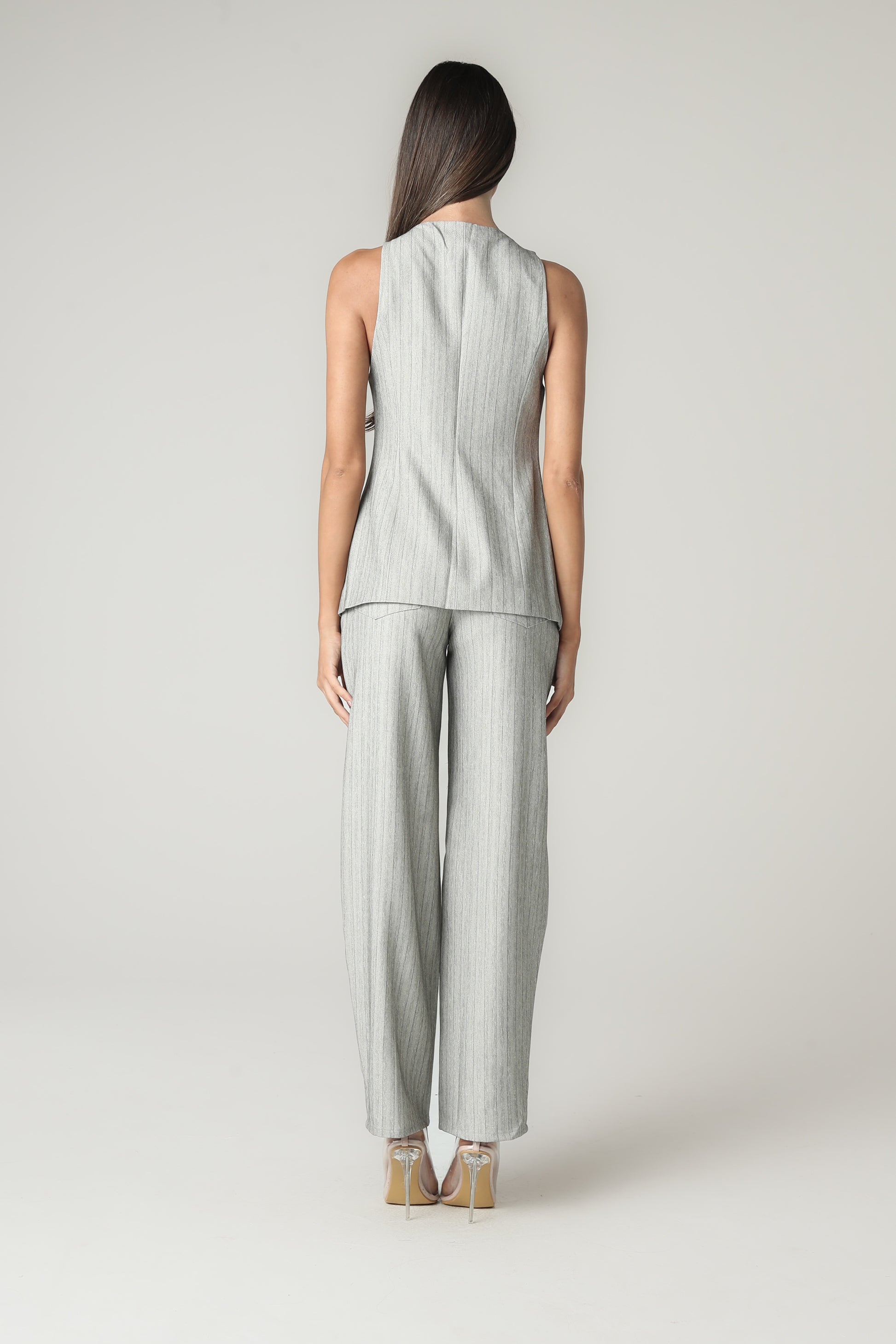 LEONIE GILET