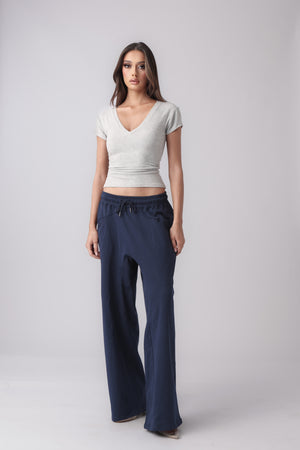 APRIL TOP