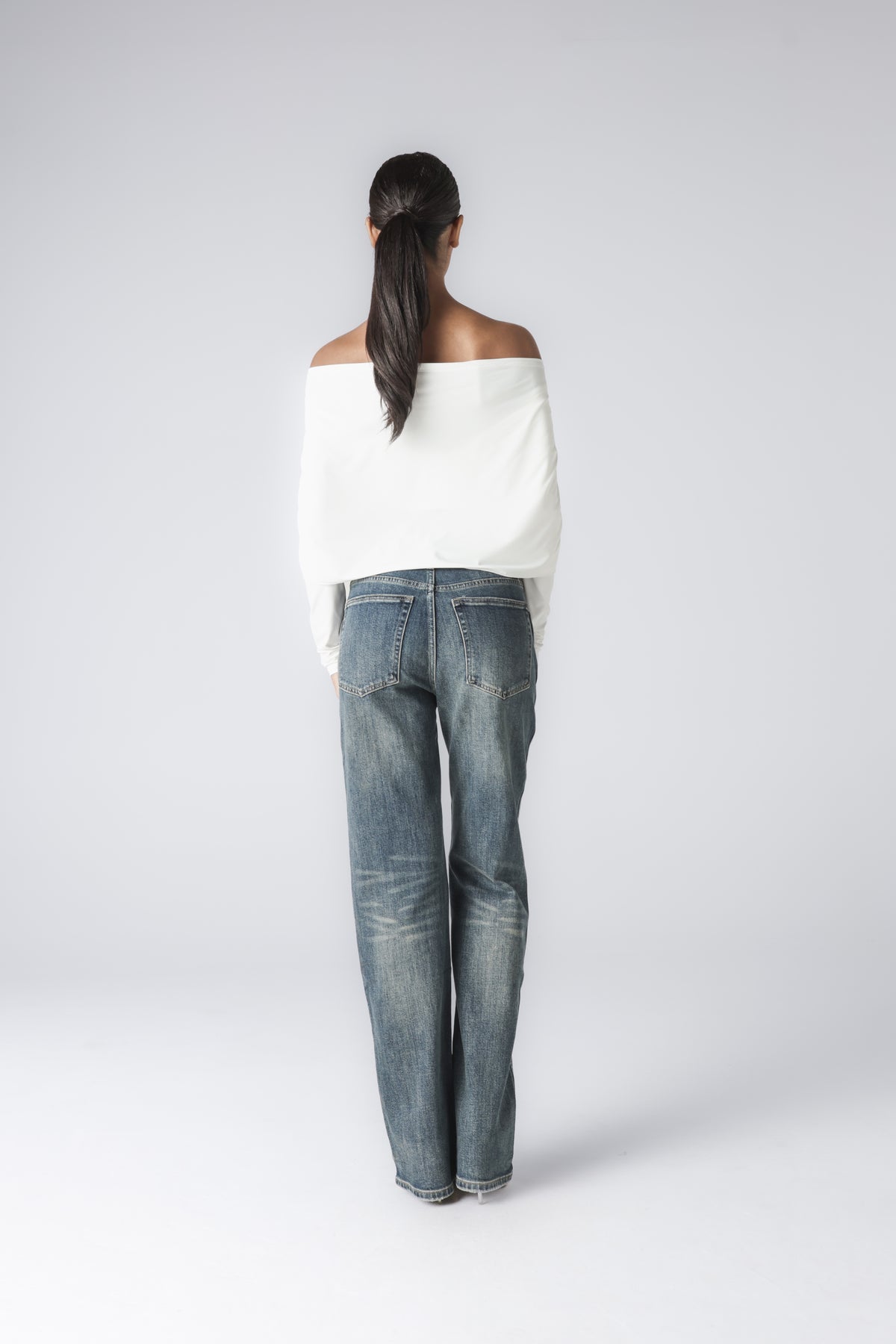 LUNA OFF SHOULDER TOP