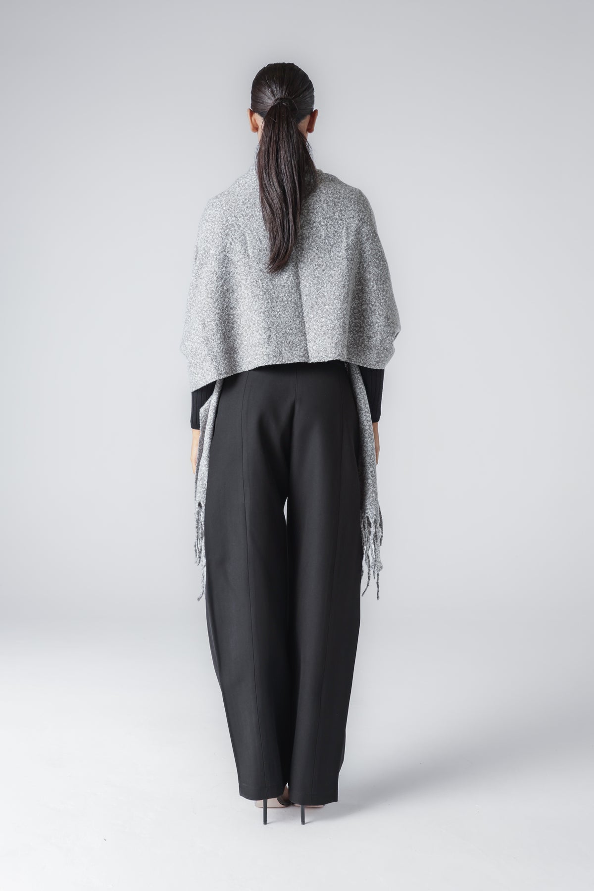 ELARIA SCARF