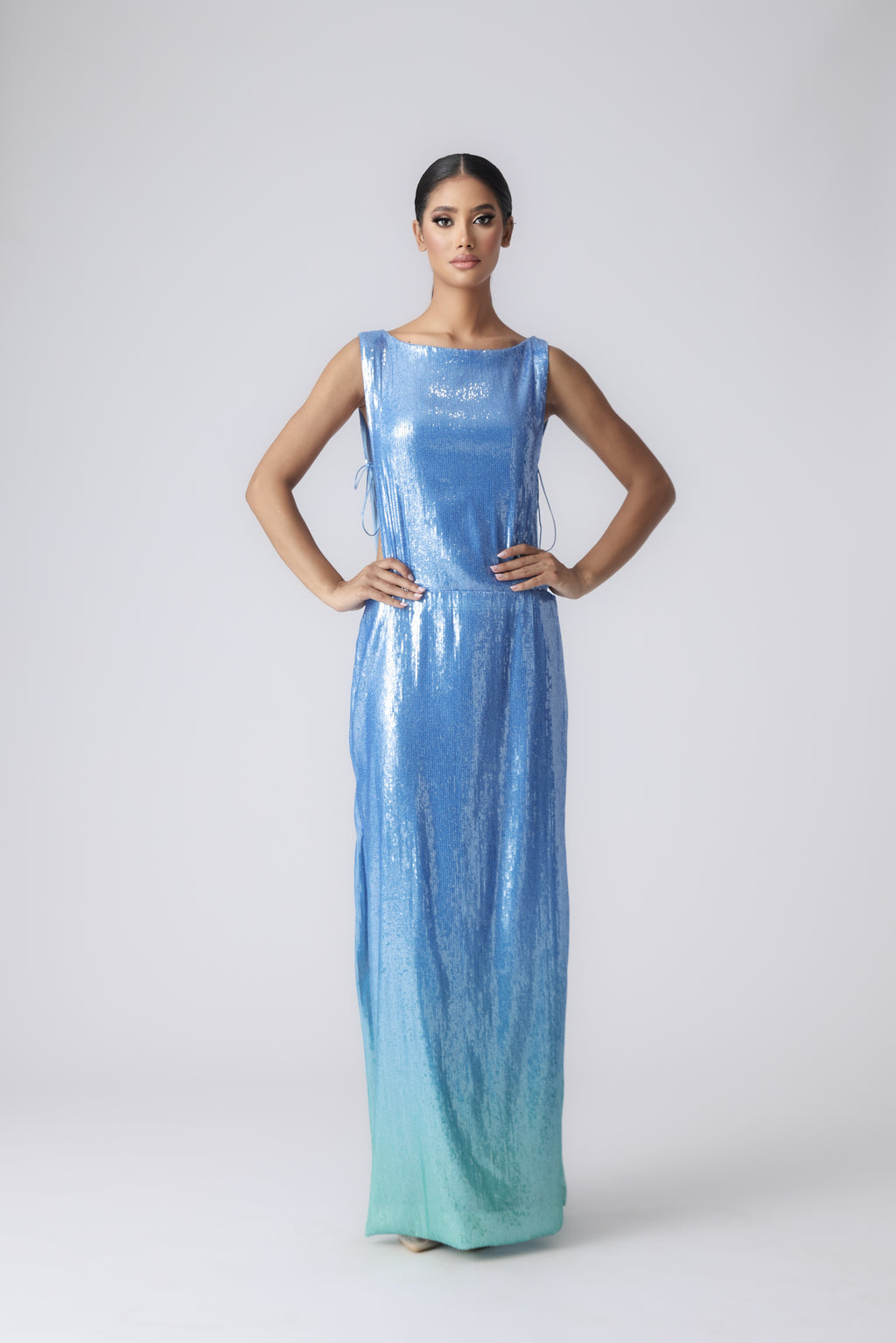 ROMANCE MAXI DRESS