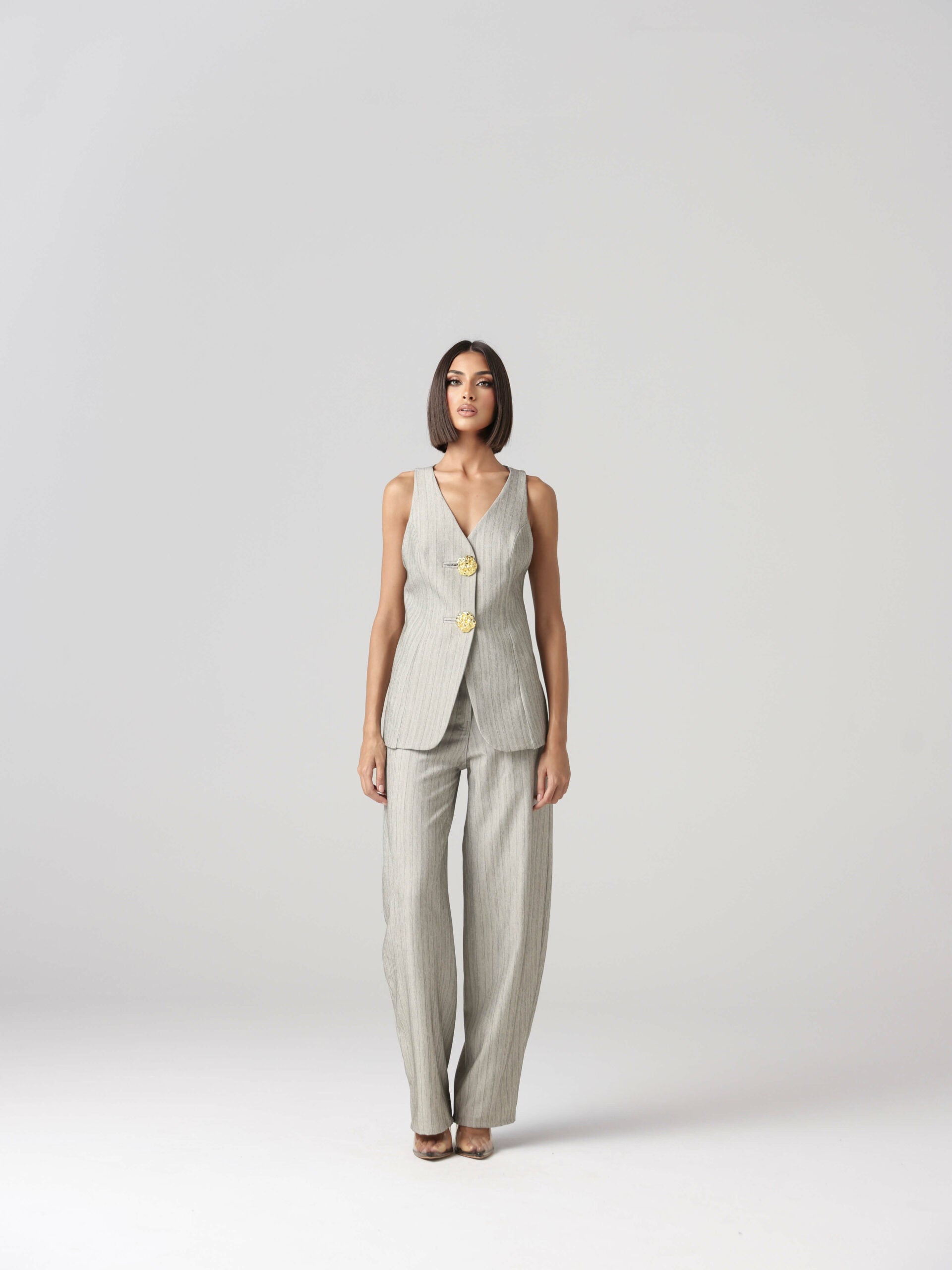 LEONIE GILET