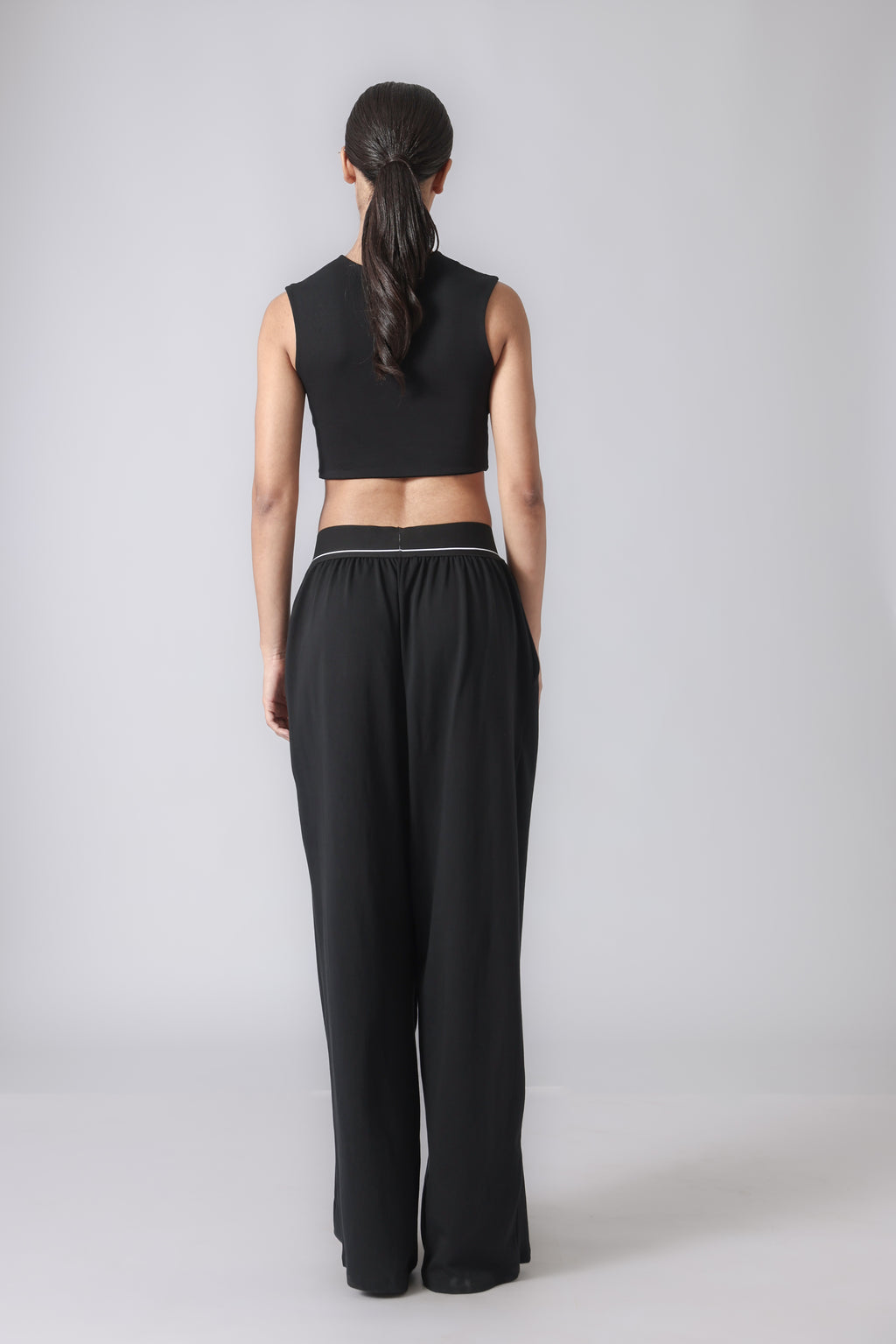 STAY READY CROPTOP