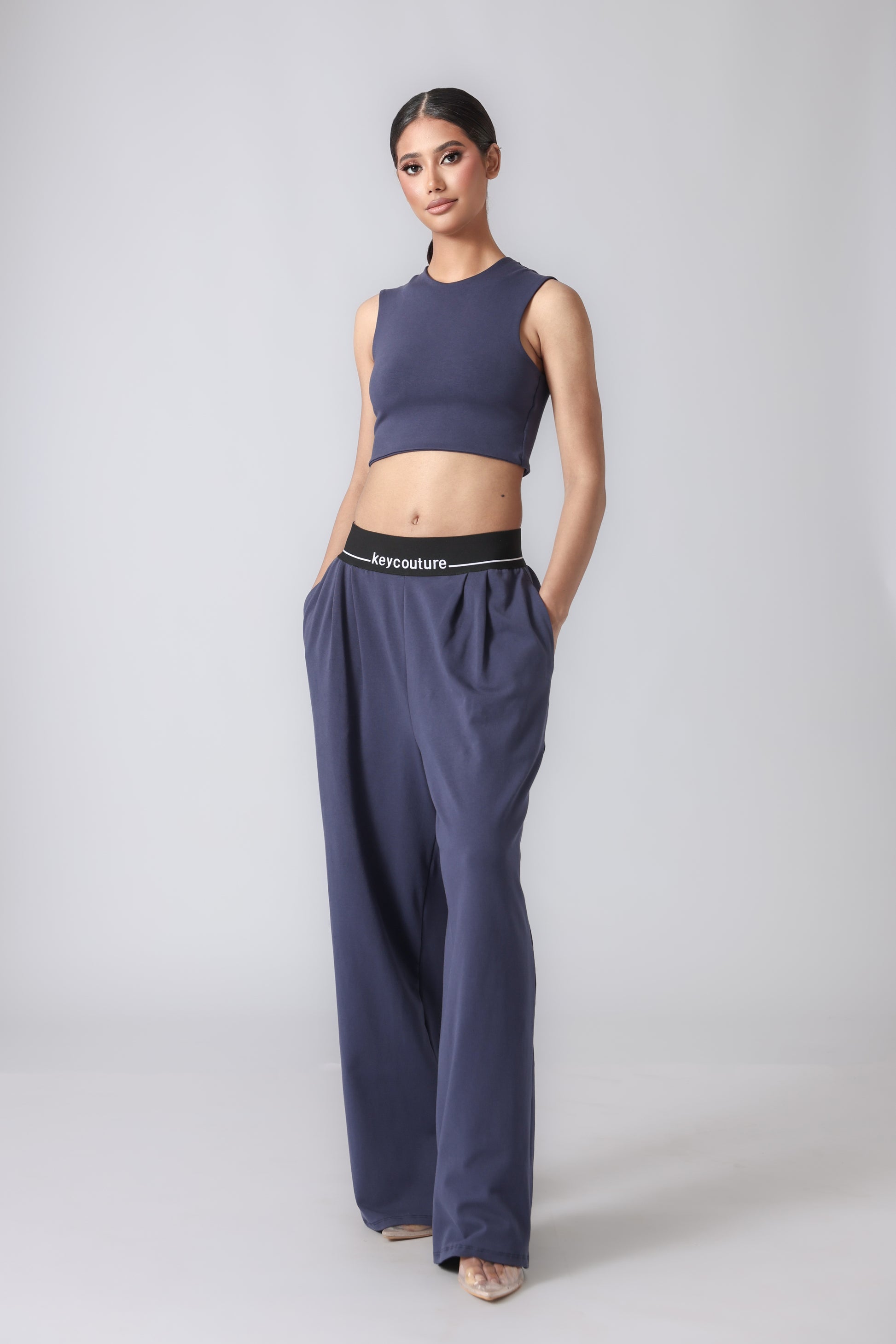 STAY READY CROPTOP