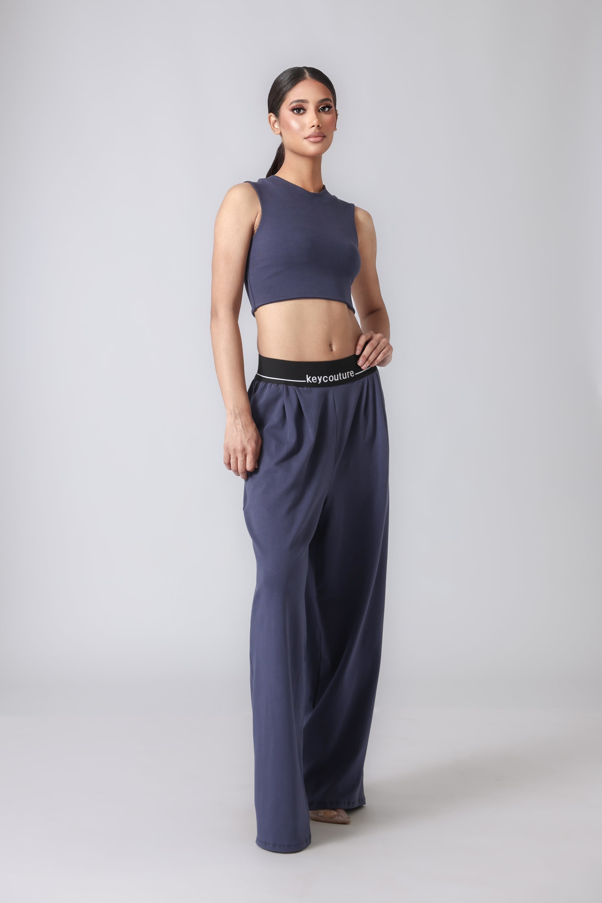 STAY READY CROPTOP