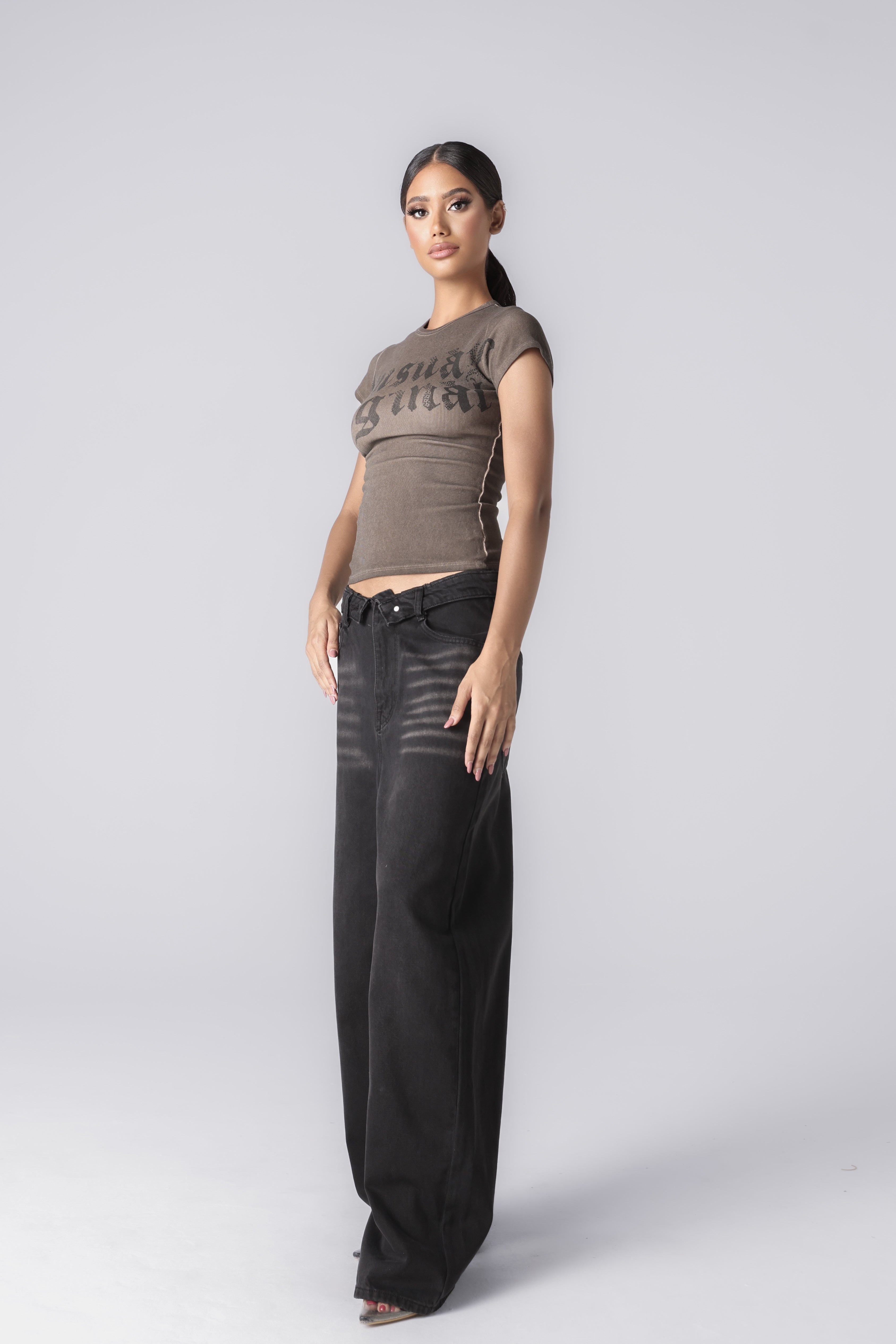 KASSANDRA T-SHIRT