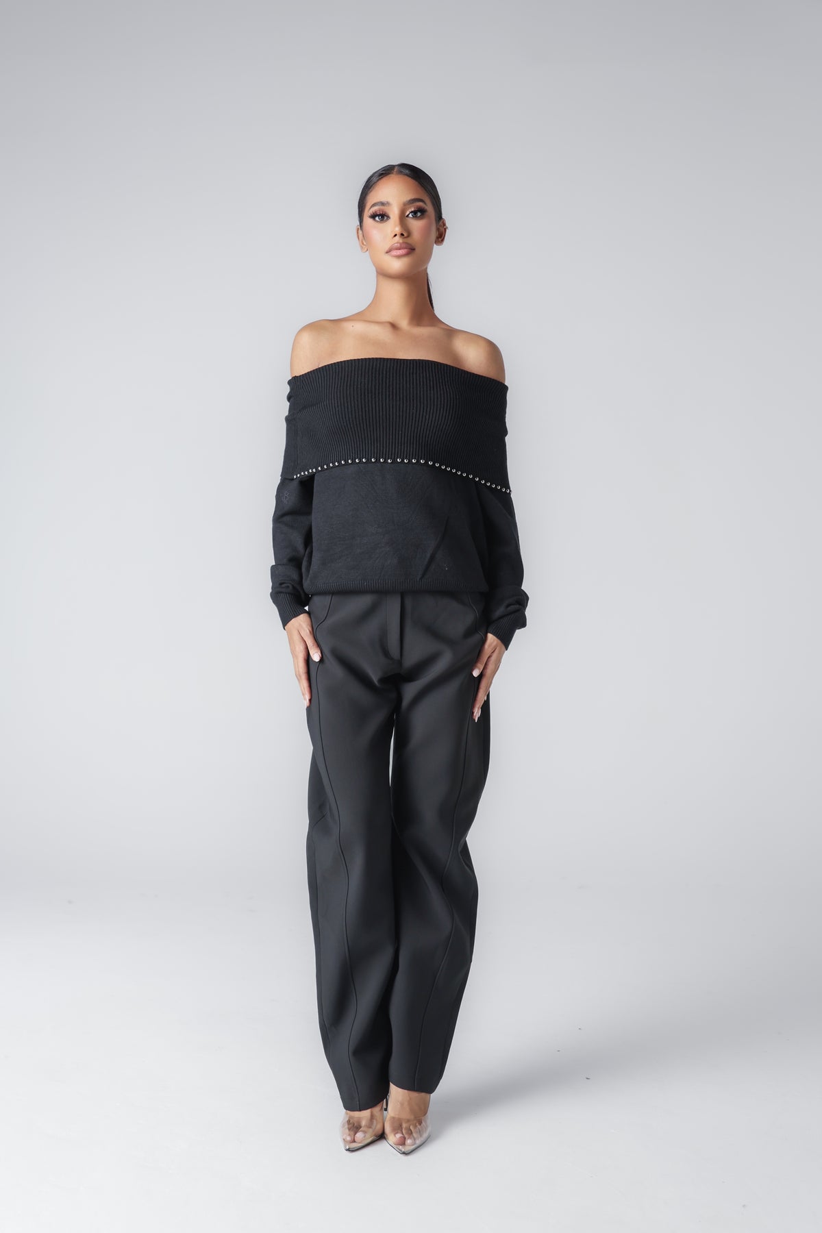 ALECTO OFF SHOULDER SWEATER